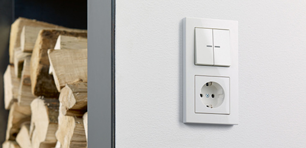 JUNG KNX Taster F 10 bei Elektro-Latzel in Hof