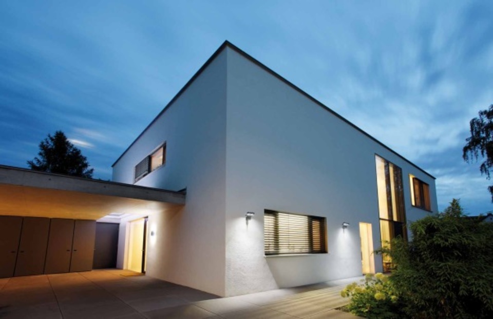 Aussenbeleuchtung bei Elektro-Latzel in Hof